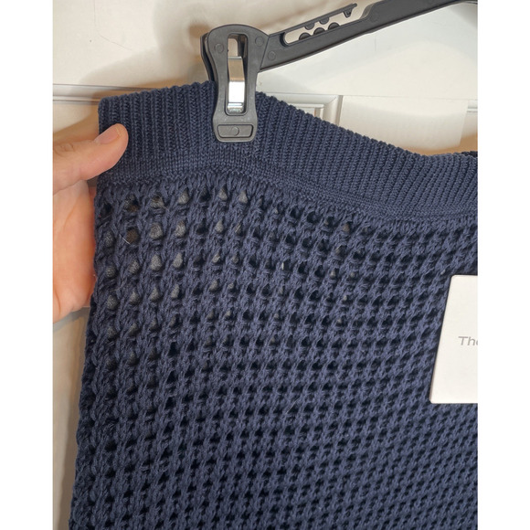 NWT Theory Women's Navy Blue Crochet Cotton Textured Knit Midi Pencil Skirt Sz L - Picture 3 of 16
